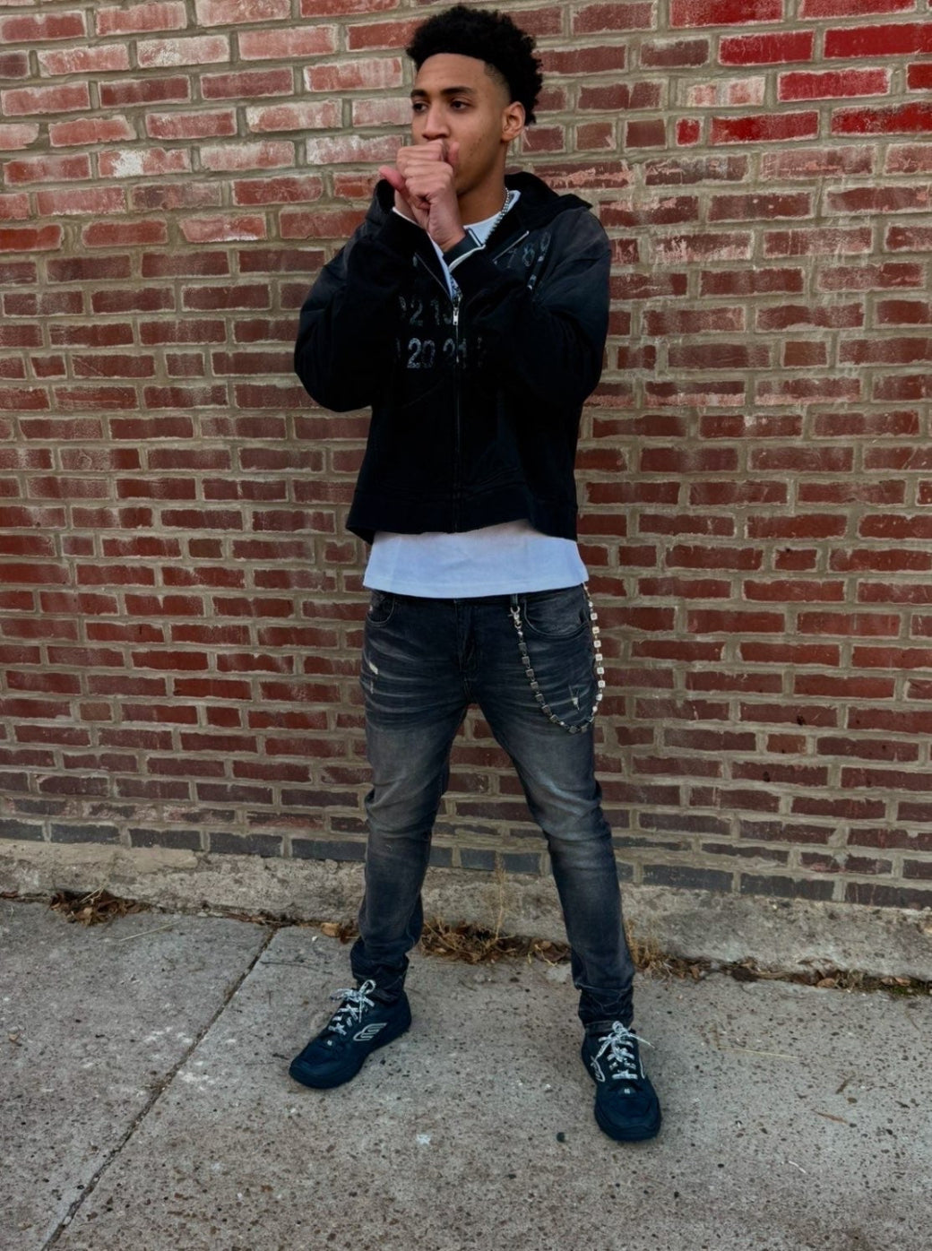 MODEL IS 6'6 WEARING A LARGE