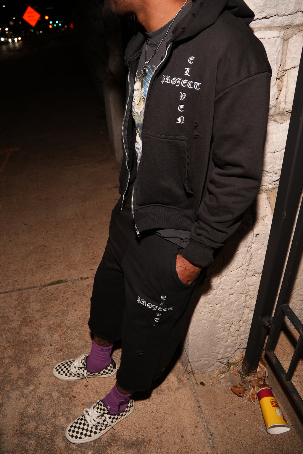 OLD ENGLISH ZIP UPS
